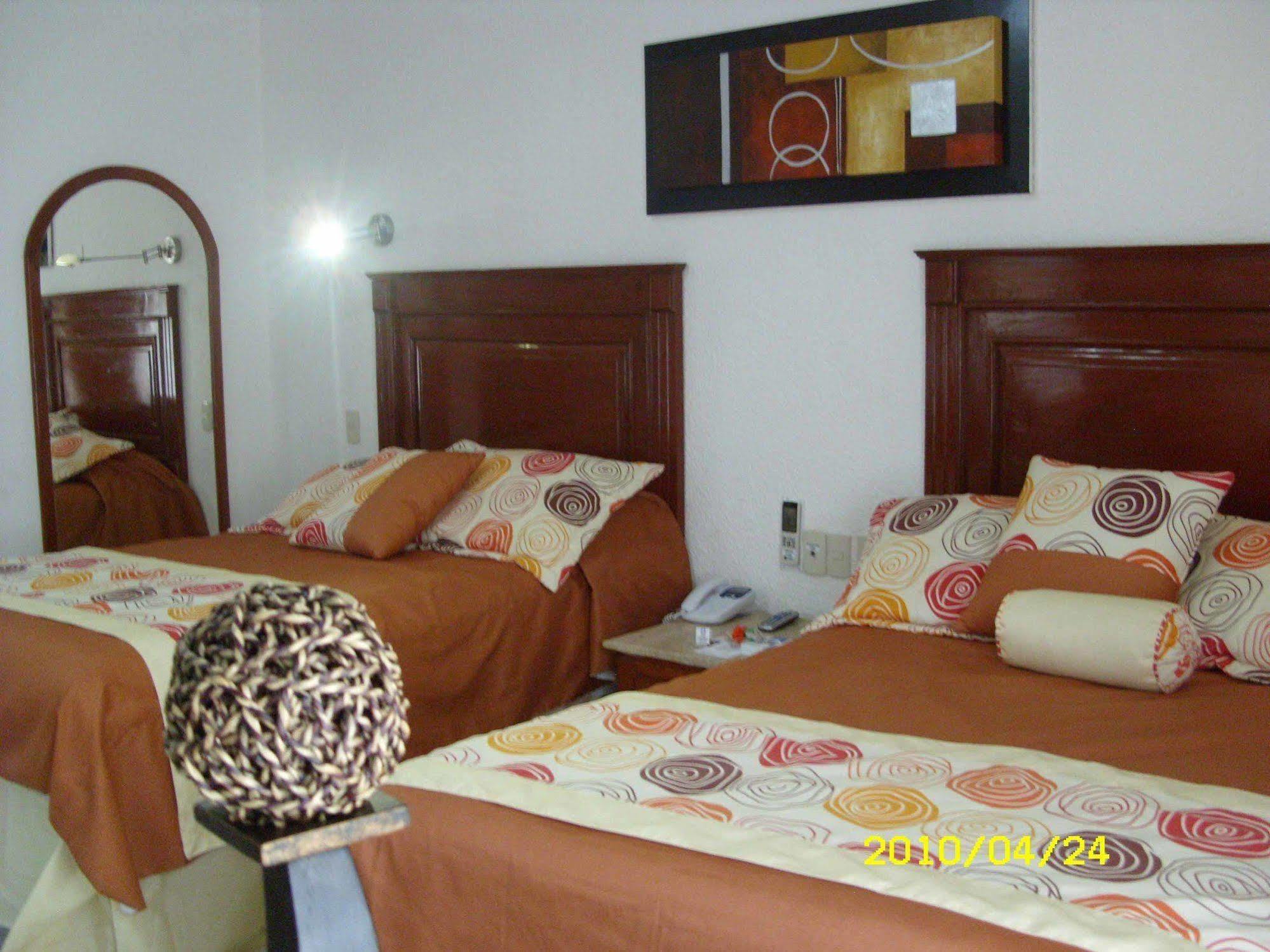 Hotel Maria Isabel Colima Exterior foto